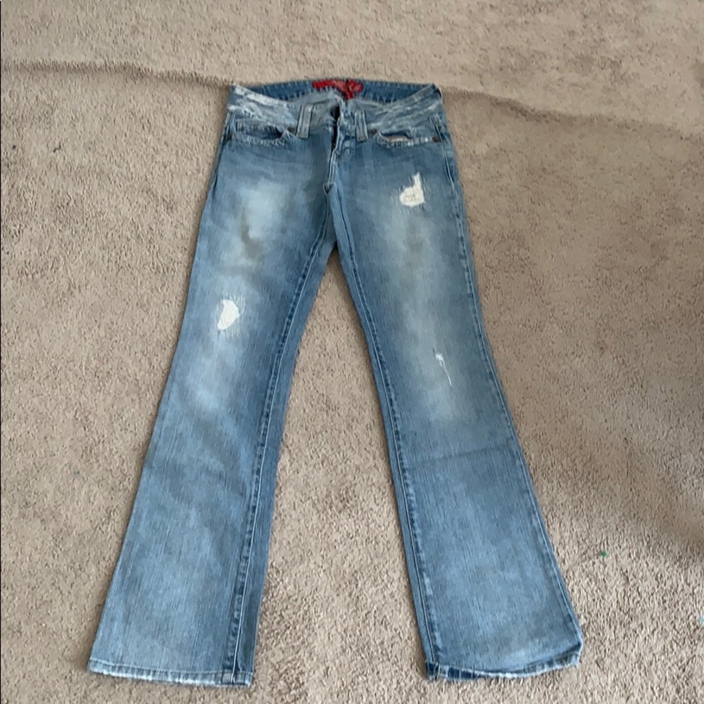 Women’s guess distressed jeans